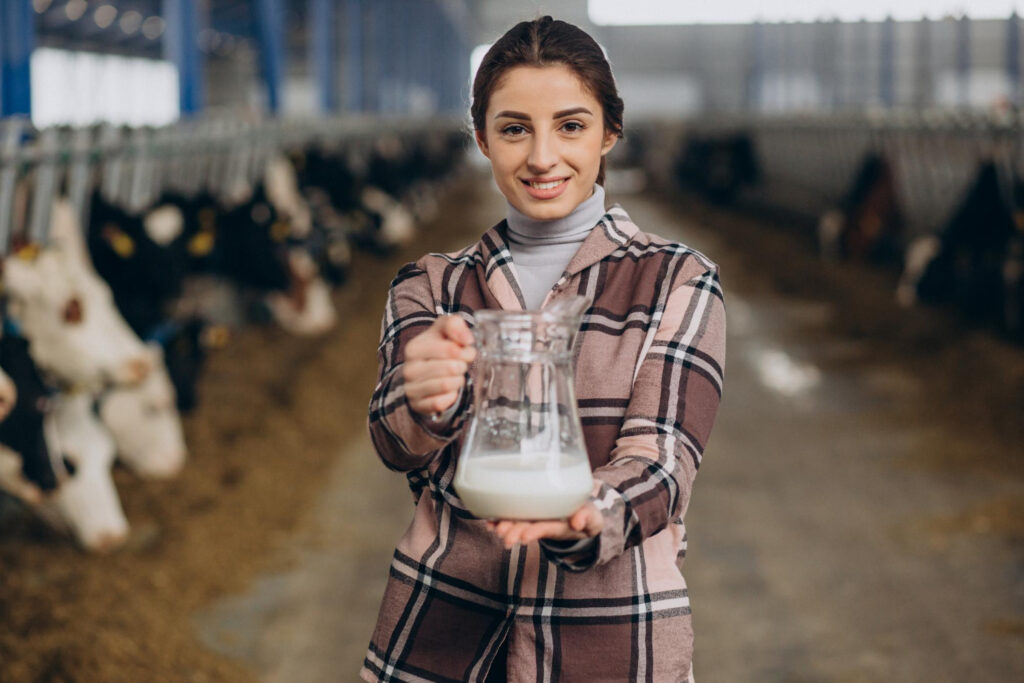 CRM software for dairy businesses